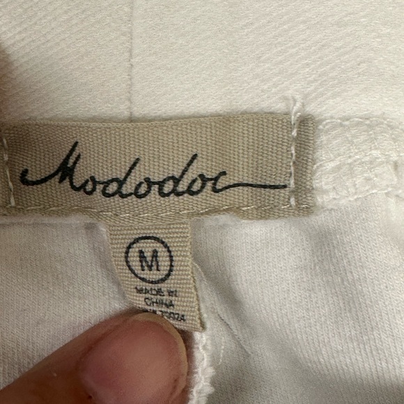 Mododoc white cropped straight leg pants with seam - Picture 3 of 4